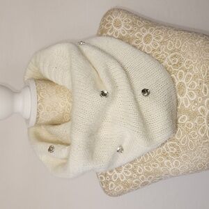 Victoria's Secret Cream Rhinestone Jeweled Muffler Infinity Knot Scarf  OS